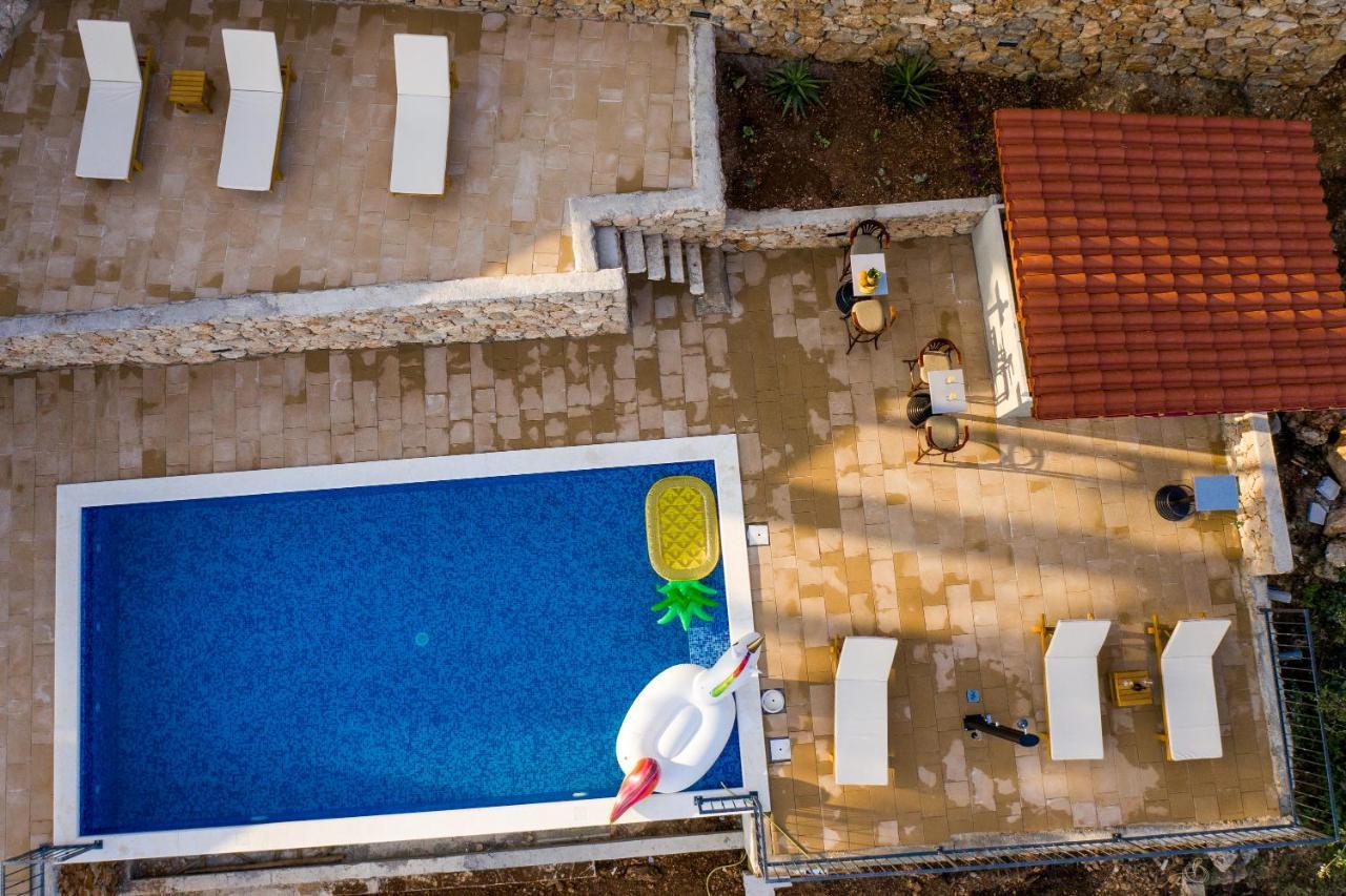Exclusive Villa Almissa With Swimming Pool And Sea View 洛克瓦罗戈兹尼察 外观 照片