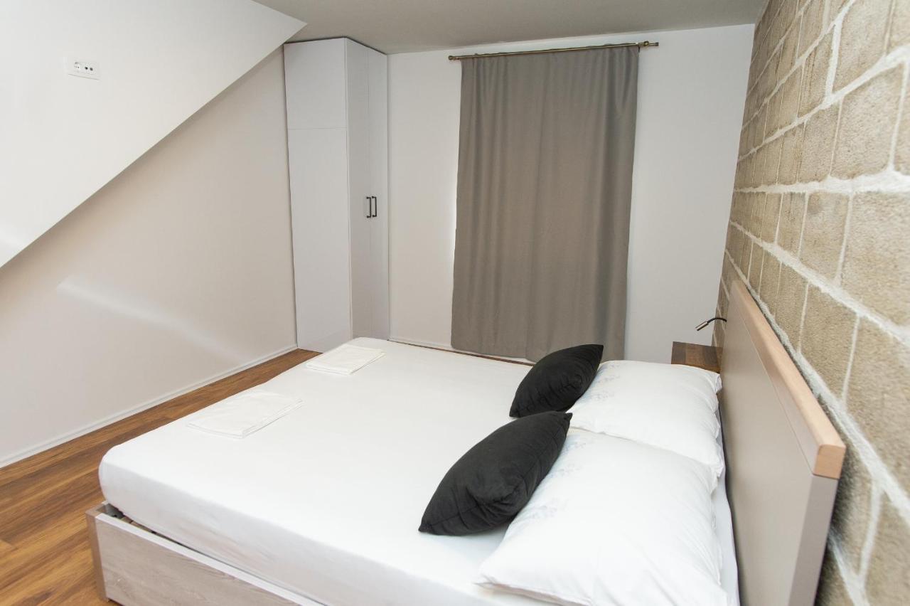 Exclusive Villa Almissa With Swimming Pool And Sea View 洛克瓦罗戈兹尼察 外观 照片