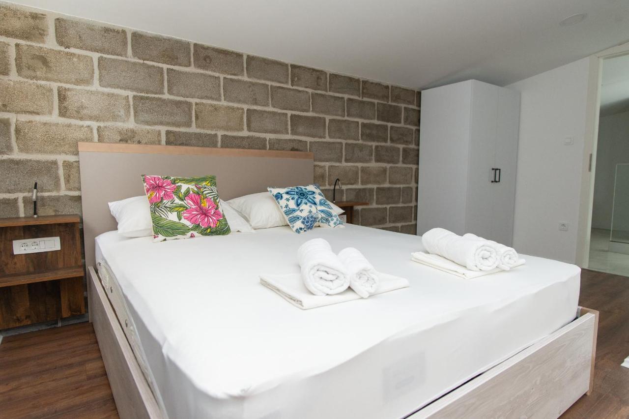 Exclusive Villa Almissa With Swimming Pool And Sea View 洛克瓦罗戈兹尼察 外观 照片